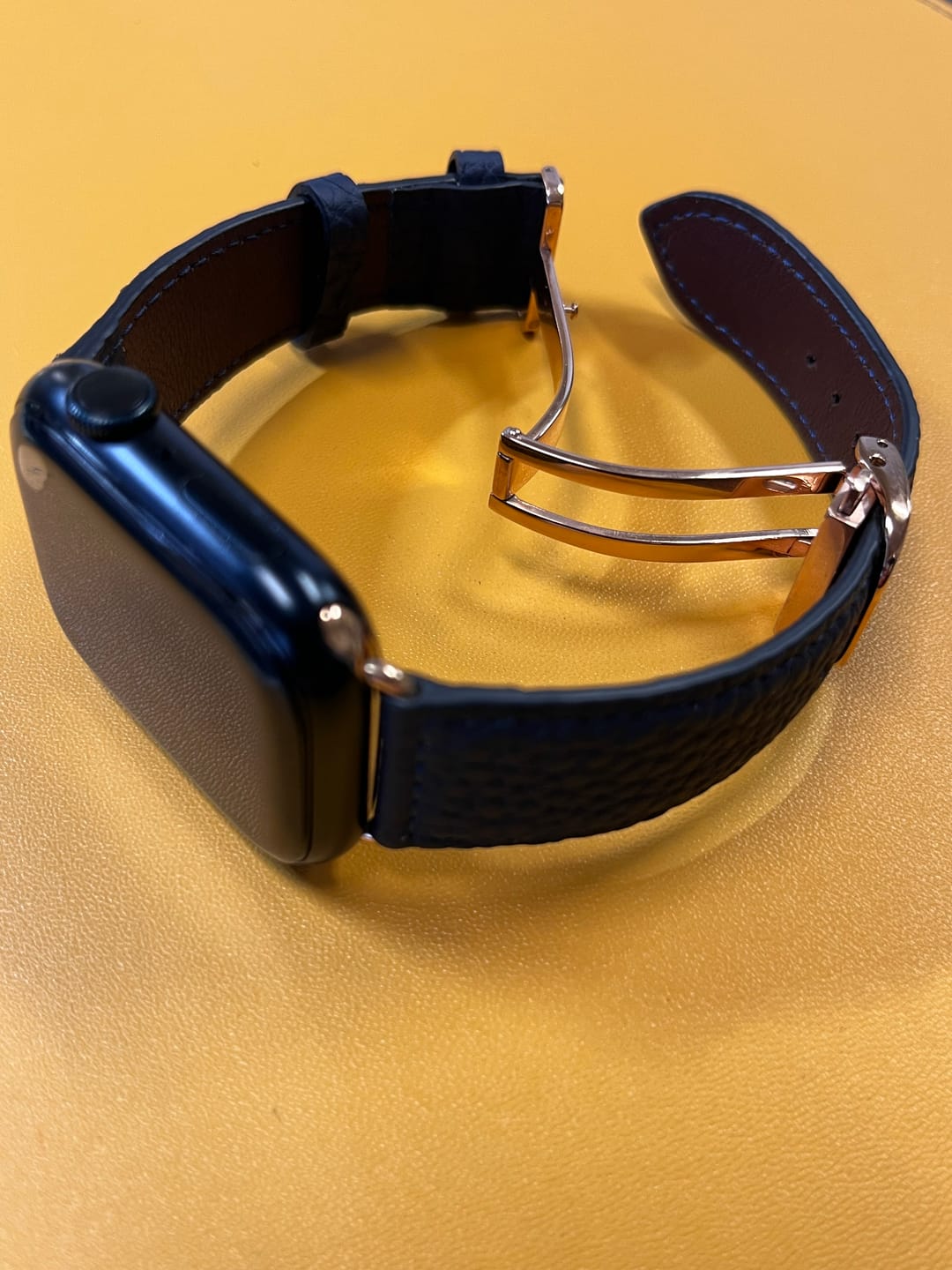 Customer photo review of Apple Watch用レザーバンド　ミッドナイトブルー/ブルーステッチ