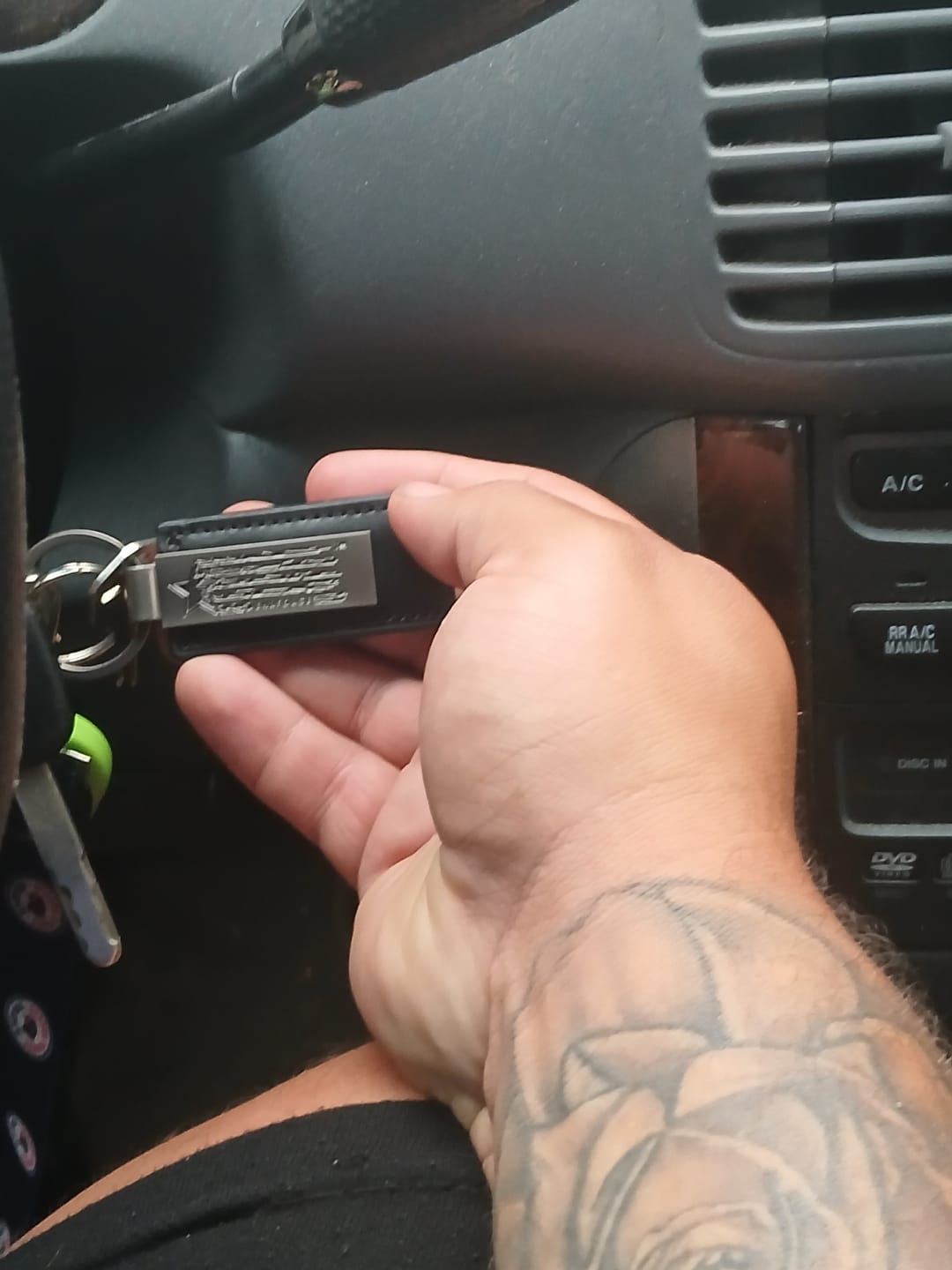 Customer photo review of Premium Keychain (black)