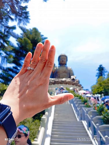 Customer photo review of 1ct Solitaire 6-prong Engagement Ring