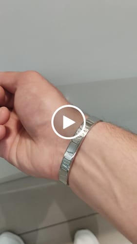 Customer video review of 'Veni Vidi Vici' Bracelet ( Silver )