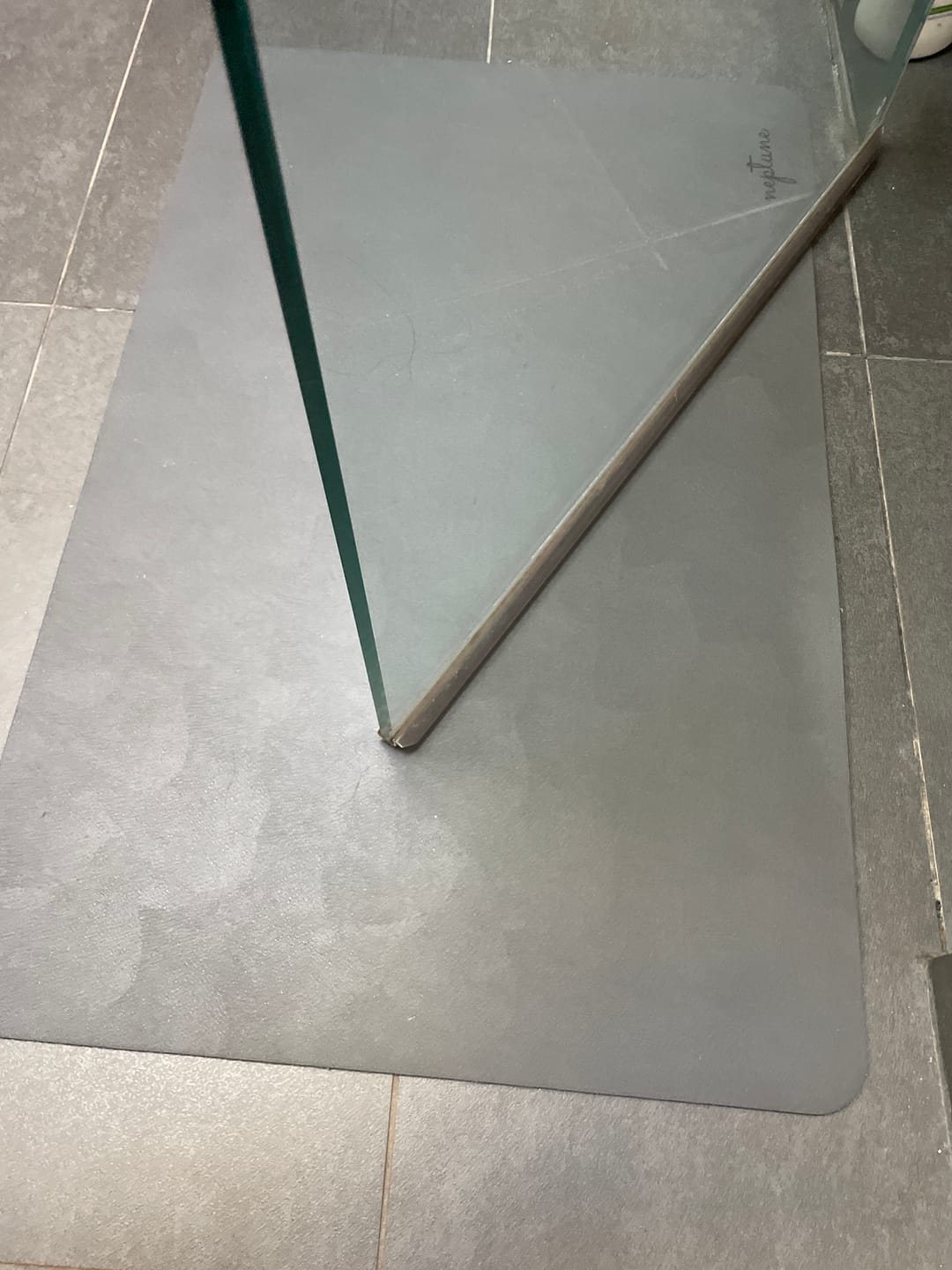 Customer photo review of Diatomite Fast Drying Bathmat (50x80cm)