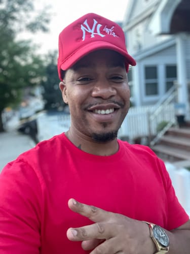 Customer photo review of New York Signature Trucker