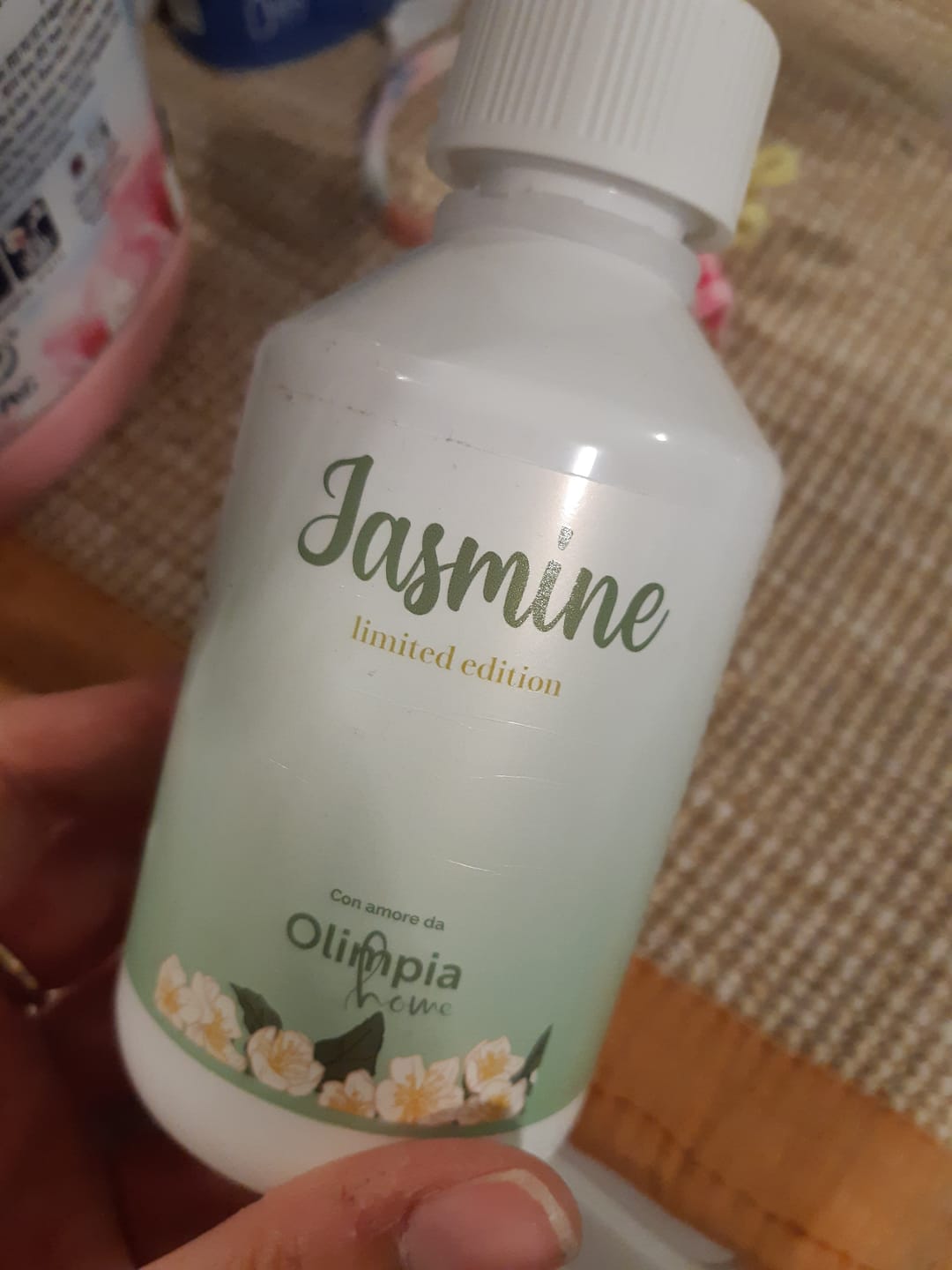 Customer photo review of Jasmine - Una Stagione Incantata in Ogni Tua Giornata