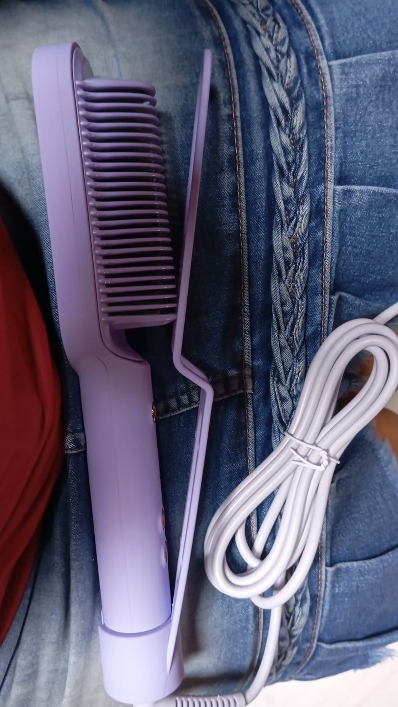 Customer photo review of SLEEK PLUS | Escova Alisadora + Clip Finalizador