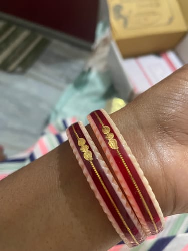 Customer photo review of Red – “Crimson Charm Women’s Bangle” (Pack of 1 Pair) (2 pis)