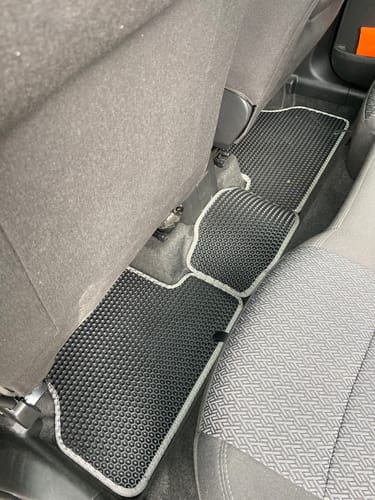 Customer photo review of Dywaniki samochodowe na zamówienie - Przód i tył