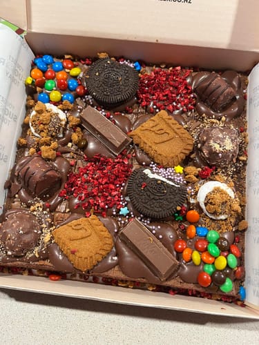 Customer photo review of Mixed assortment brownie