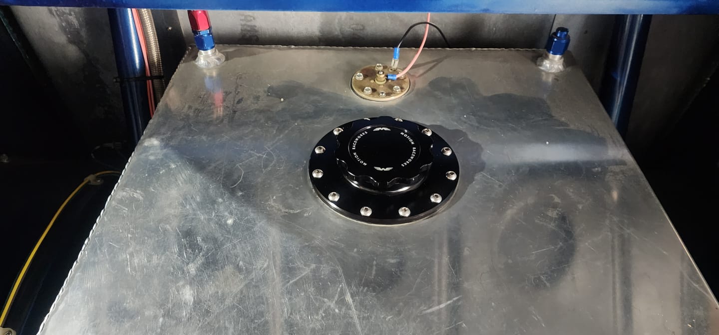 Customer photo review of Motion Billet Fuel Cap (Screw on) 12 bolt w/ Seal and Hardware 27-150