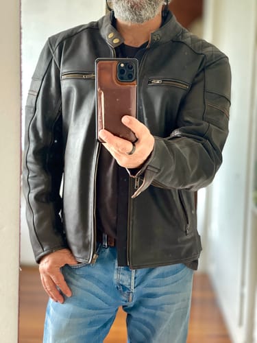 Customer photo review of 'ol Bobber' | Classic Leather Motorbike Jacket | Distressed Charcoal Brown Full Grain Leather