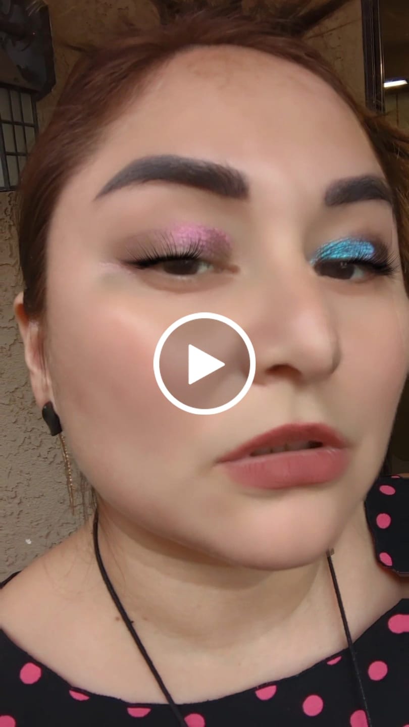 Customer video review of Multichrome special effect eyeshadow - Hekate