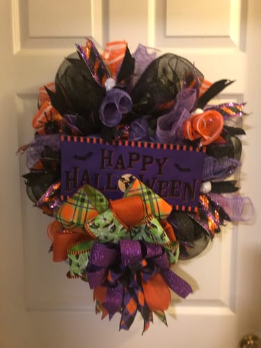 Customer photo review of Surprise Wreath Kit