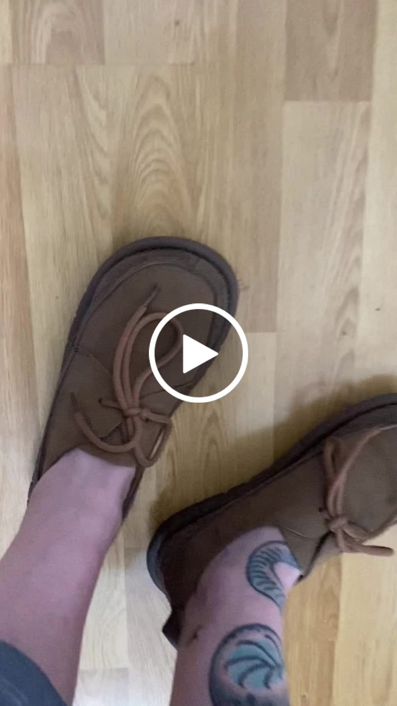 Customer video review of Worn Leather Spliced Drawstring Solid Soft Shoes