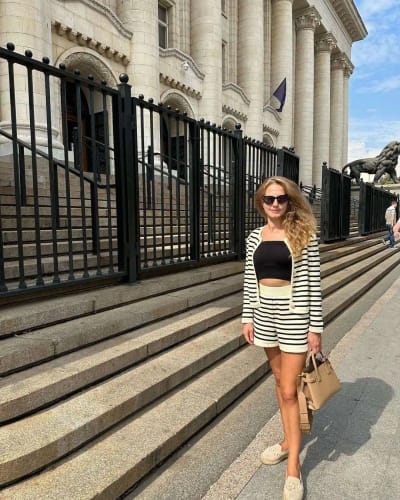 Customer photo review of Chloë | Zebra Set