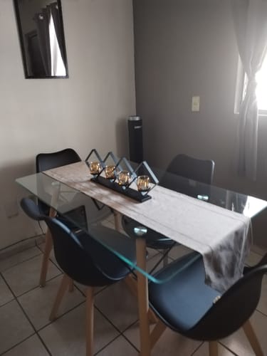 Customer photo review of Comedor Mesa Oslo Crista T5  + 4 Sillas Frankfurt