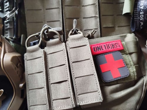 Customer photo review of SHIELD Germany BRAVO 1x Kurz-Magazintasche Steingrau-Oliv