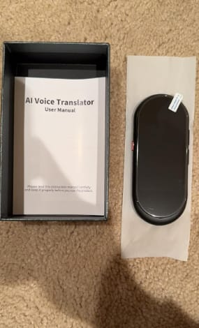 Customer photo review of Vormor Z8 Language Translator Device 138 National Languages Intelligent Translator Real-time Voice, Recording, Text Translation Device