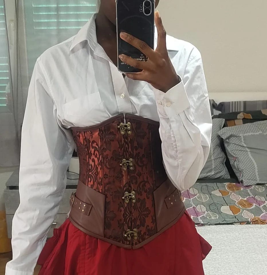 Customer photo review of Brocade Steampunk underbust corset