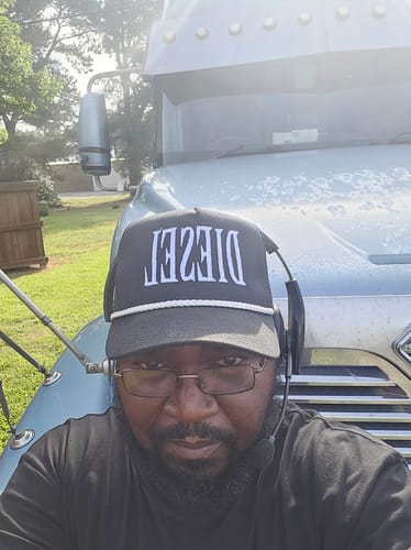 Customer photo review of DIESEL TRUCKER HAT