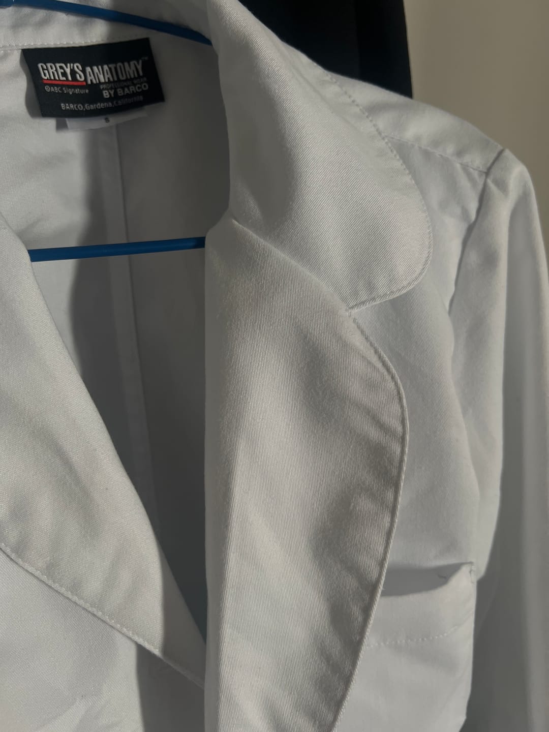 Customer photo review of لابكوت ليلي جريز اناتومي ~ Lily Lab Coat Grey's Anatomy