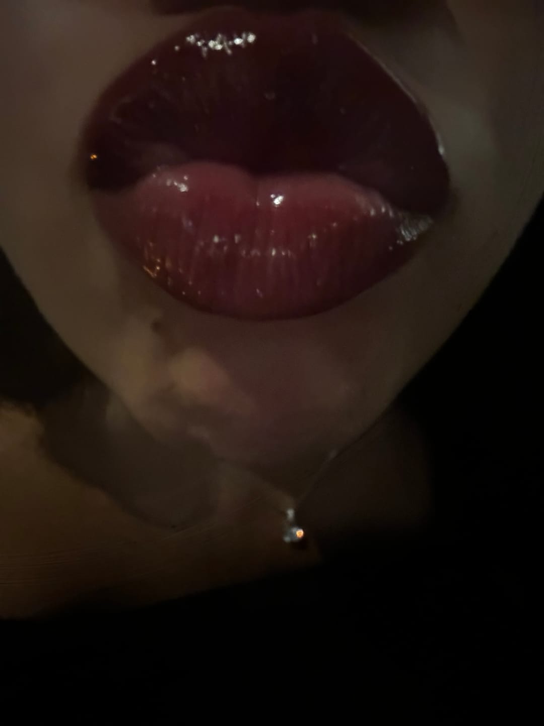 Customer photo review of Merlot | Juicy Drip Lip Oil