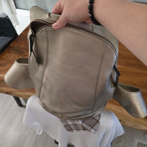 Customer photo review of Le sac à dos Original. Sécurisé et Végane