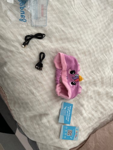 Customer photo review of Bandou™ 2.0: Award-Winning Kids Headphones