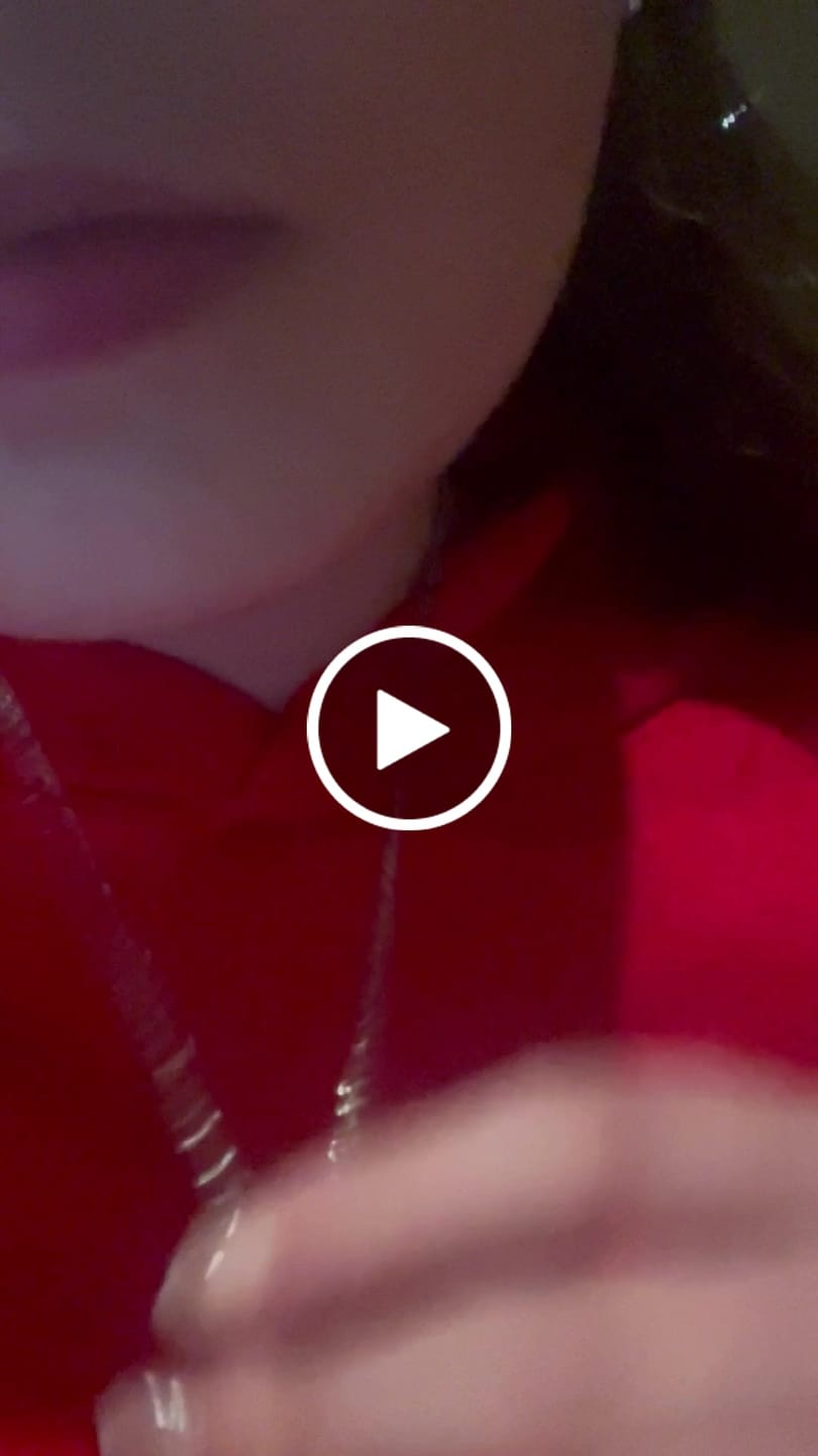 Customer video review of The Mind Affirmation Necklace - Unisex