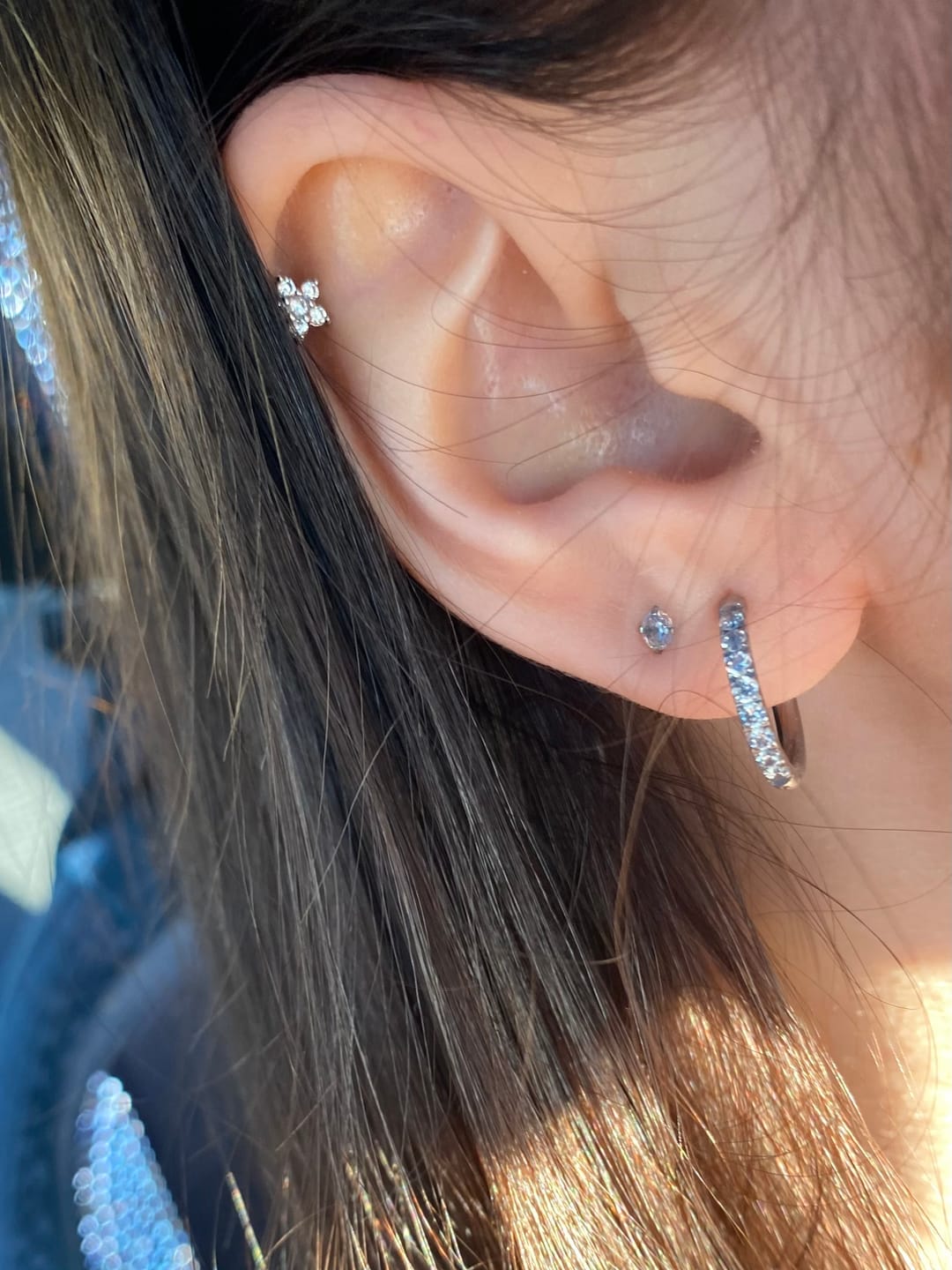 Customer photo review of Bright Diamond Ohrstecker | 18K vergoldet