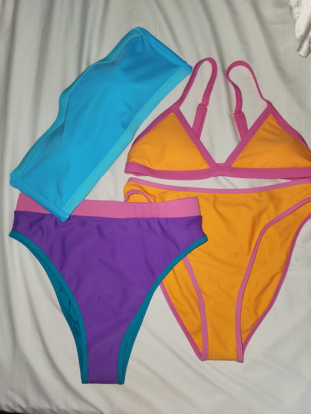 Customer photo review of MYSTERY-BAG 4 Swimwear Pieces