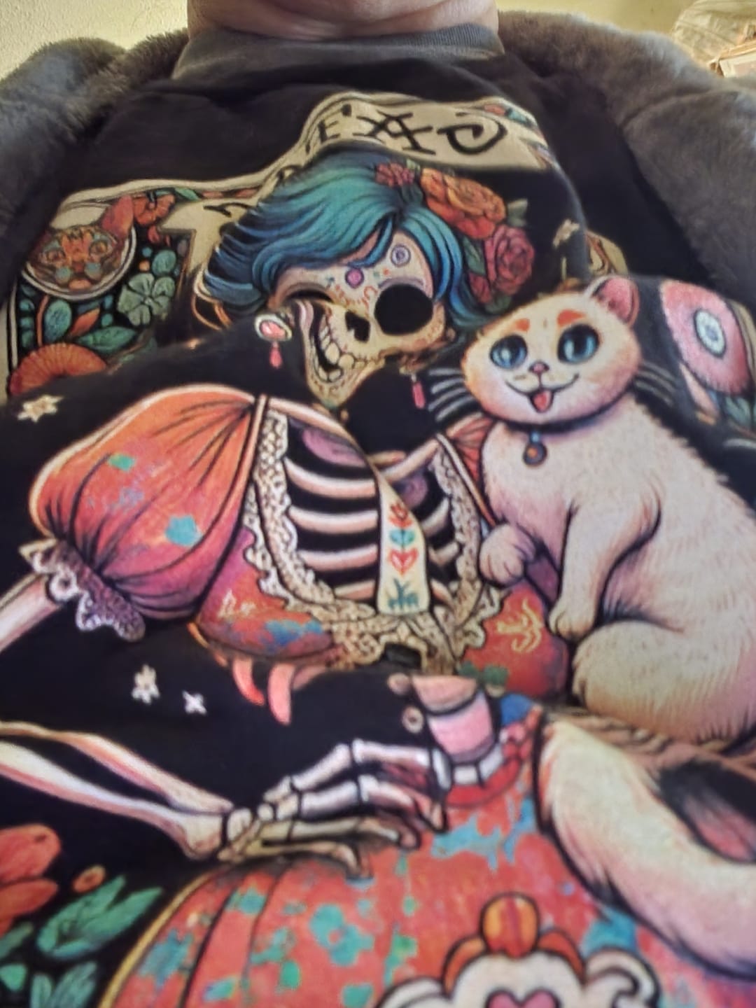 Customer photo review of Gatos Before Vatos Loteria OG T-Shirt
