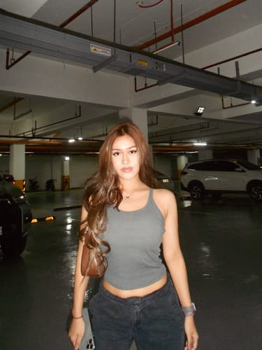 Customer photo review of 22" Hollywood Waves