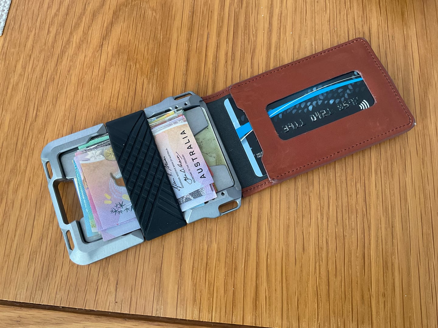 Customer photo review of M1 MAVERICK™ BIFOLD WALLET - 4 POCKET BIFOLD LEATHER