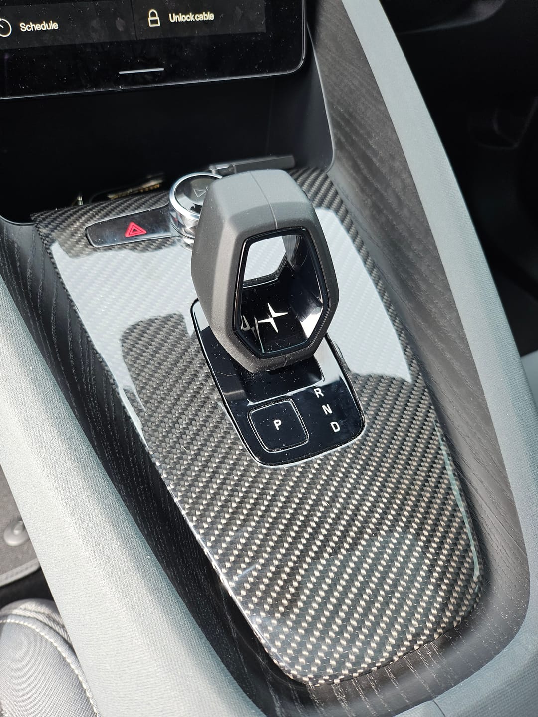 Customer photo review of Polestar 2 Carbon Senterkonsoll