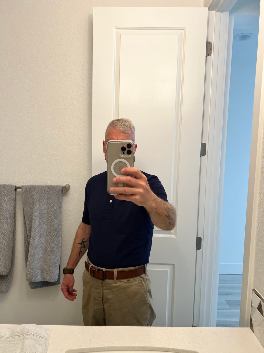 Customer photo review of Vintage Short Sleeve Henley T-Shirt - Navy