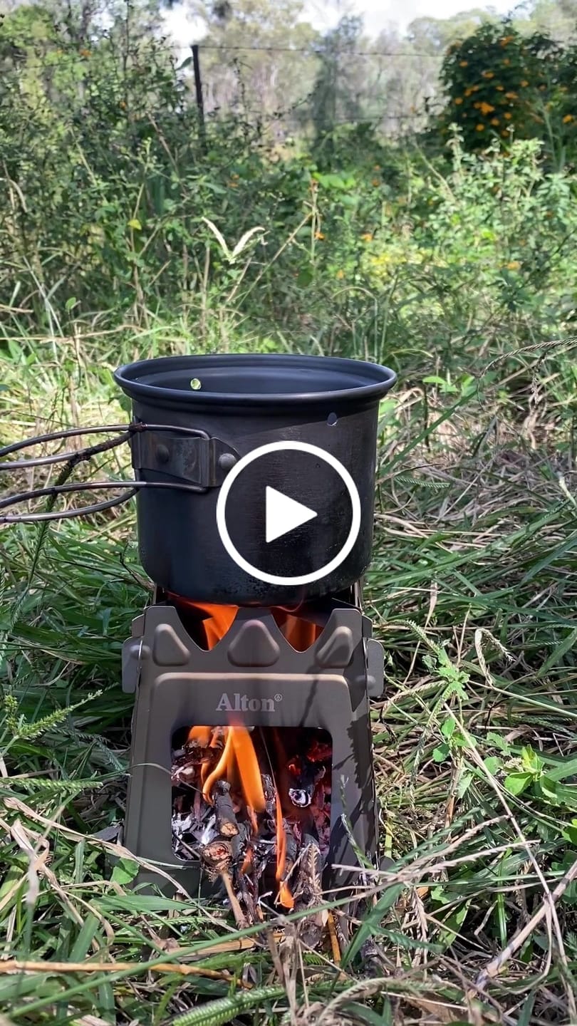 Customer video review of Titanium Flatpack Twig Stove