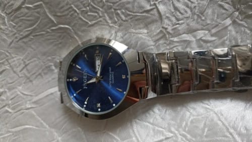 Customer photo review of Couple Watches for Lovers Quartz Wristwatch Fashion Business Men Watch for Women Watches Tungsten Steel Coffee Gold Pair Hour