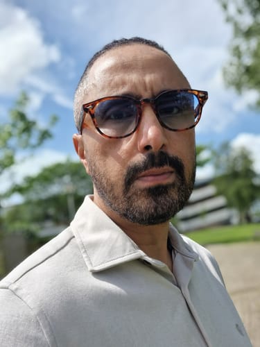 Customer photo review of KARL | Leopard Fade