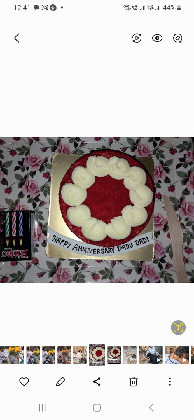 Customer photo review of Red Velvet