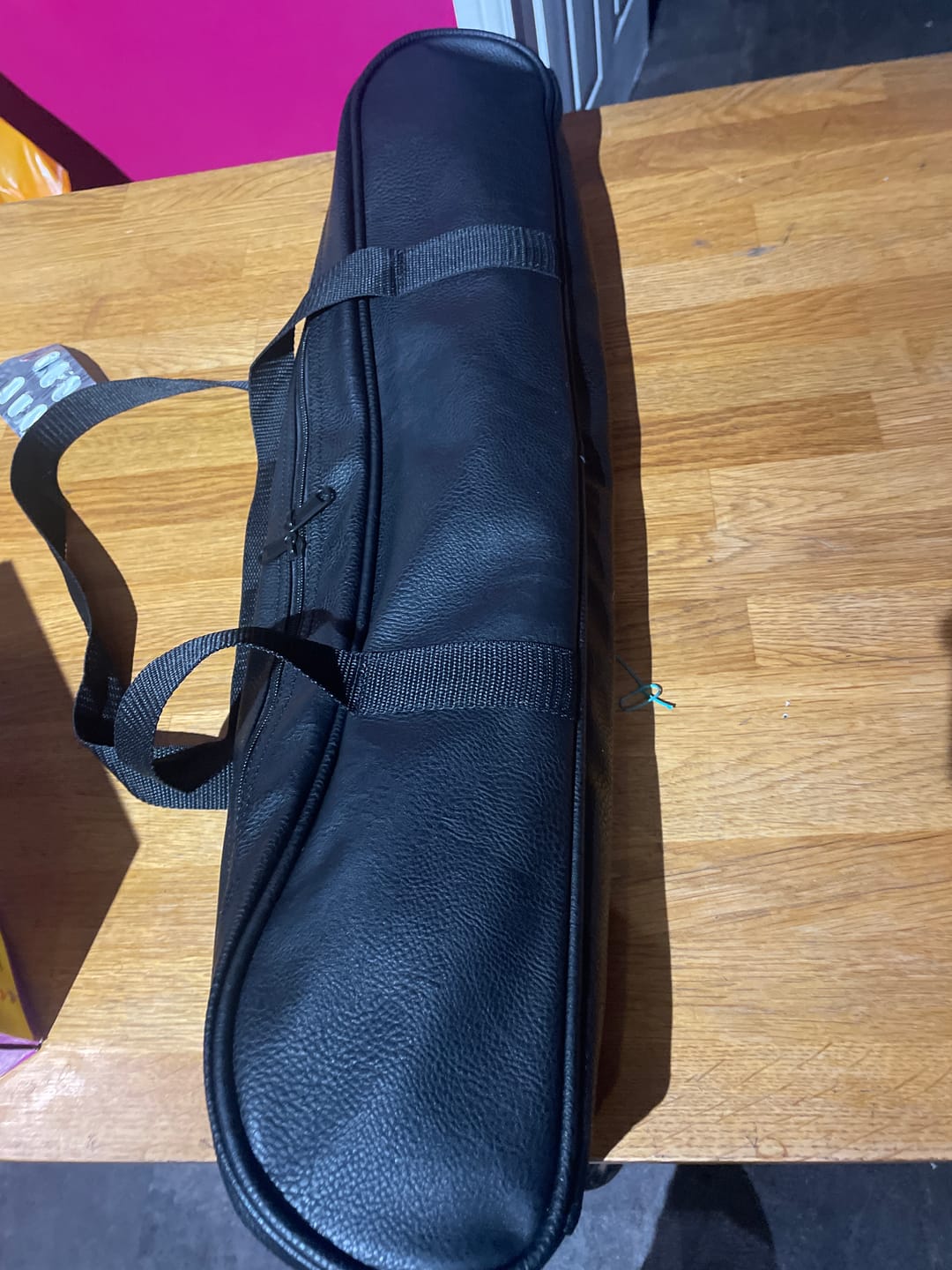 Customer photo review of Faux Leather carrying Travel Bag for Feather Fans M size 30” （76 cm）