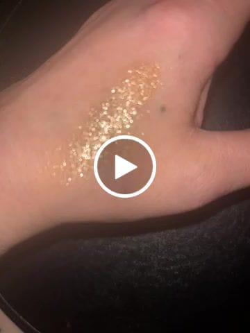 Customer video review of Choose any 4 glitter pigments ( Glistening pigment mix included  )