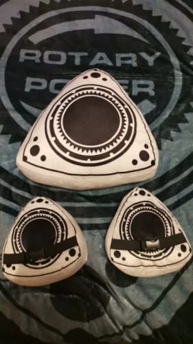 Customer photo review of Wankel Rotor Rotary Rest Pillow Big Pillow