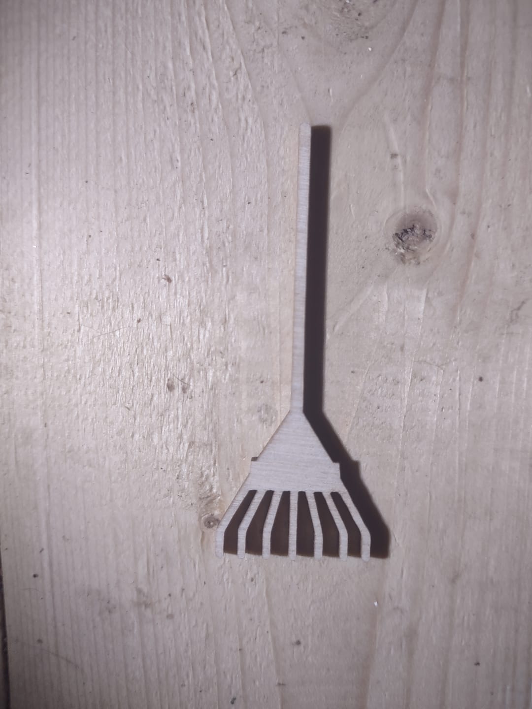 Customer photo review of Unfinished Wood Rake Shape - Craft - up to 36"