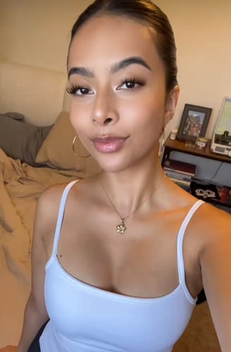 Customer photo review of Cecilia - Push-Up Top