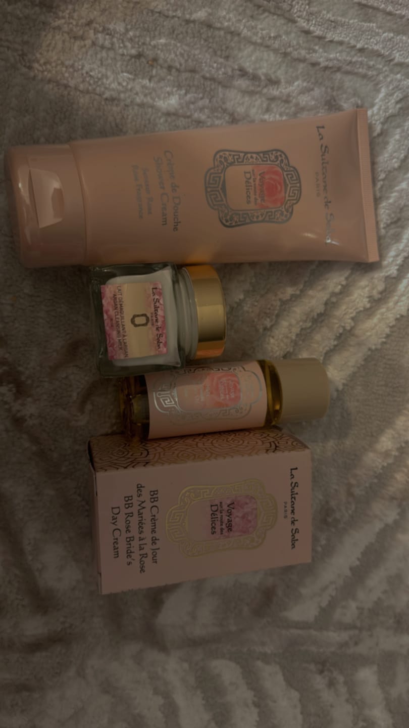 Customer photo review of Moisturizing Hand Cream -  Ayurvedic Treatment - Amber Vanilla Patchouli Journey To The Spices Route