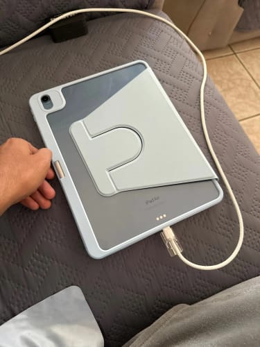 Customer photo review of FlexiSnap 360 Smart Leather iPad Case