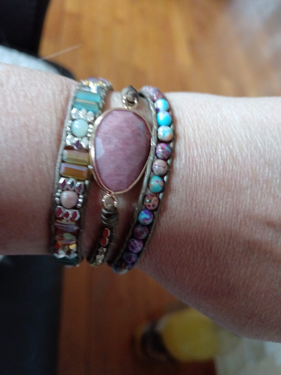 Customer photo review of Bracelet Wrap "Guérison du Coeur" en Rhodochrosite