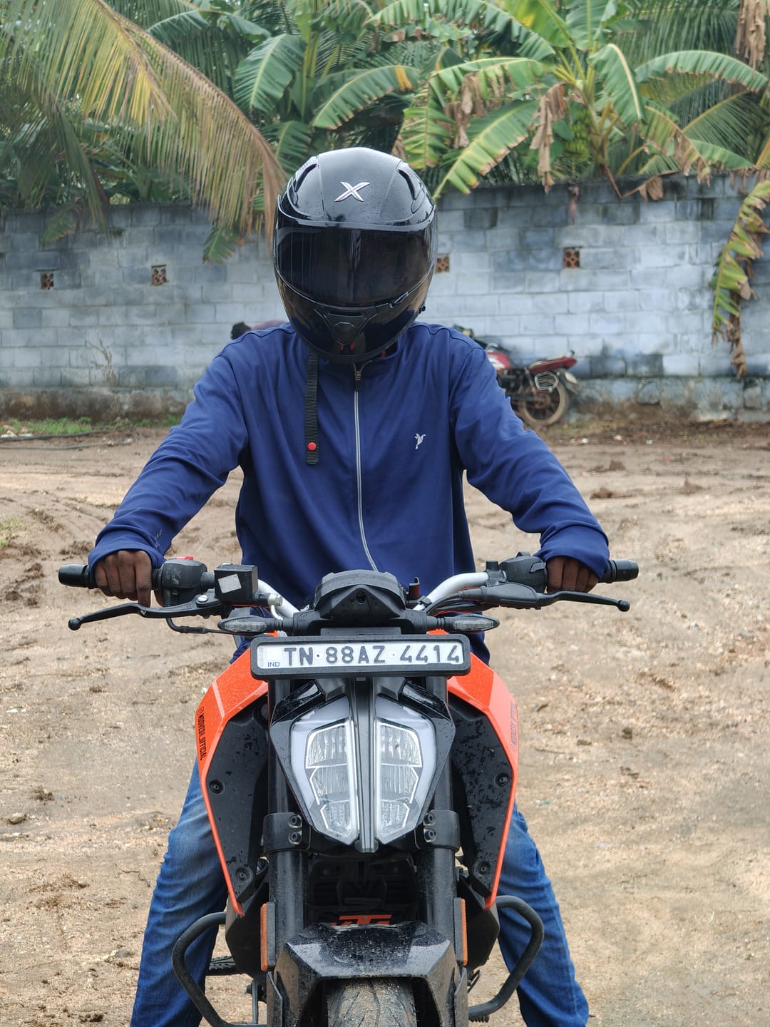 Customer photo review of Navy Blue - Sunblock Jacket
