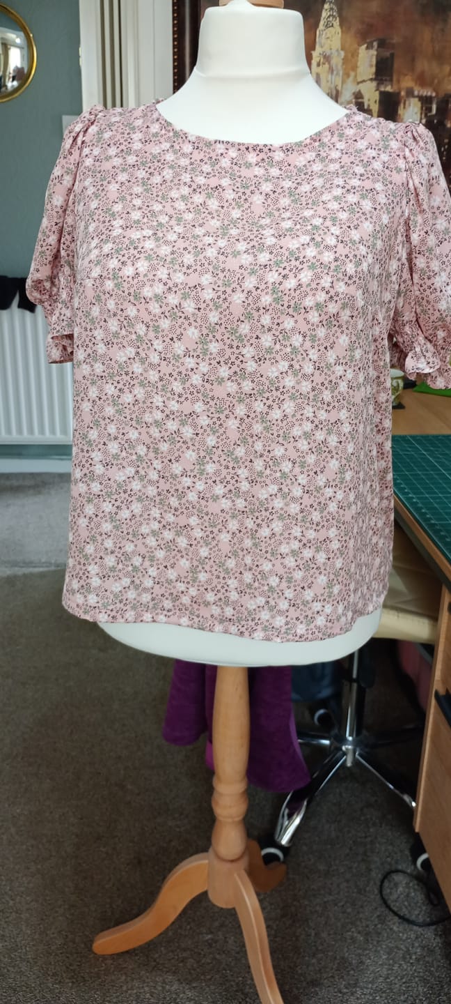 Customer photo review of Khaki and White on Peach Crepe Fabric