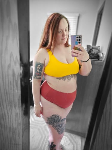 Customer photo review of 'Thrive' High Rise Cheeky Bikini Bottoms