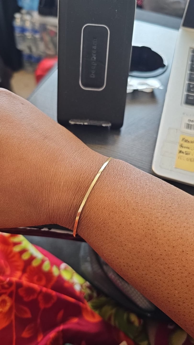 Customer photo review of Fine Essentials Bracelet